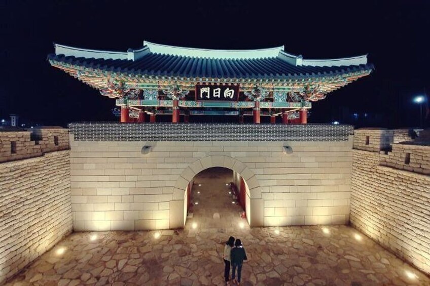Gyeongju eup-seong ( emtrance castle )