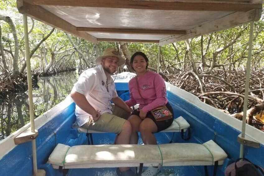 Mangrove tunnel garífuna Culture village and shopping