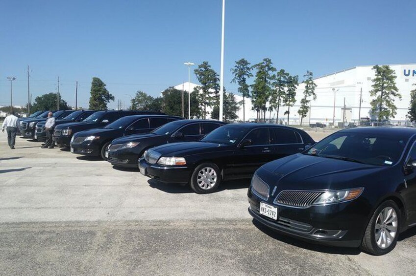 Professional Black Car service from IAH Airport to Houston ...