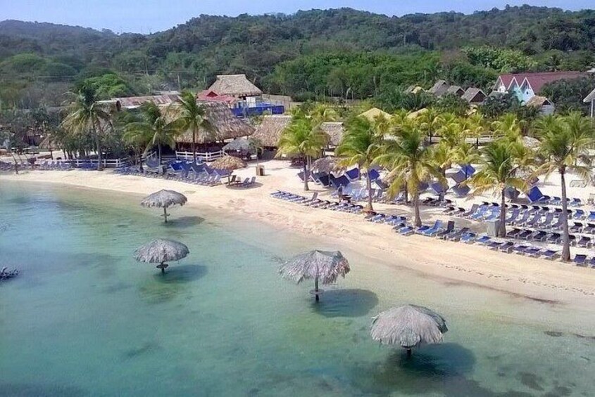 Las Palmas Beach Resort