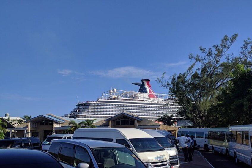 Ocho Rios cruise ship Port.