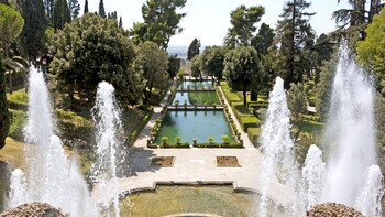Tivoli Tour with 2 UNESCO World Heritage Sites: Hadrian's Villa & Villa d'E...