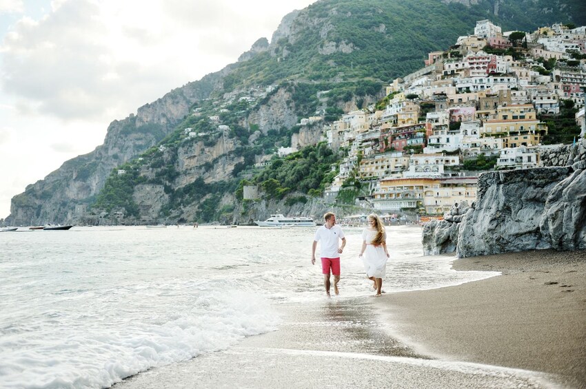 2-Day Southern Italy Tour: Naples, Pompeii, Sorrento & Capri