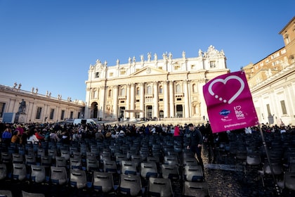 Pauselijke audiëntie met Paus Franciscus in Vaticaanstad
