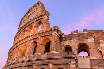 Colosseum met avondrondleiding met toegang tot de arena