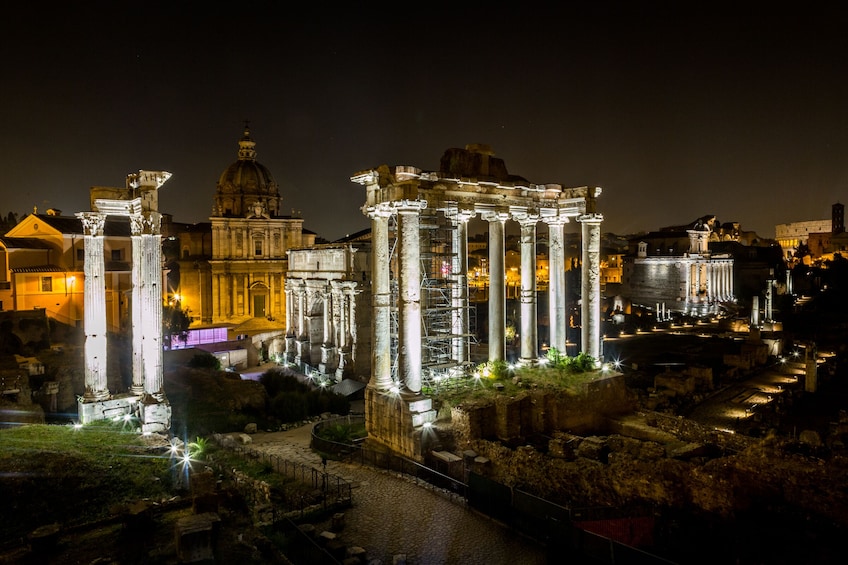 Colosseum by Evening Group Tour with Arena Access & Optional Underground