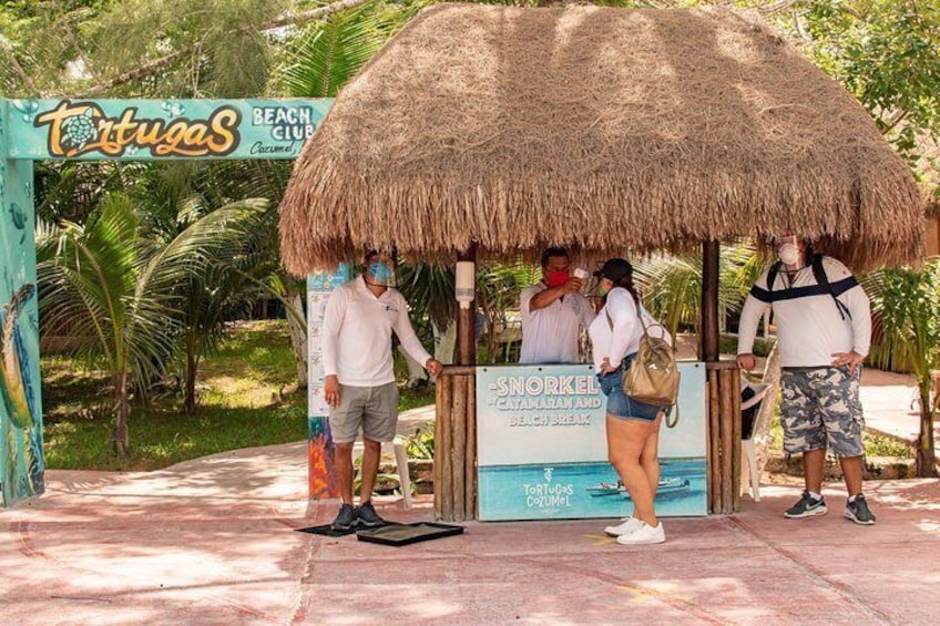 Customizable Private Buggy Tour in Cozumel with Lunch and Snorkel