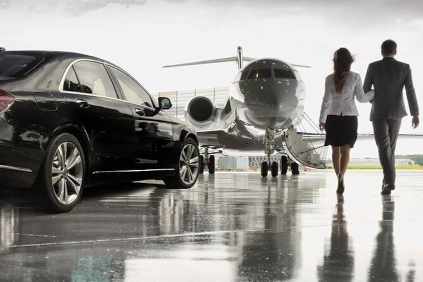 Show item 2 of 7. New York Airport Luxury Transfer : Newark Airport to New York City