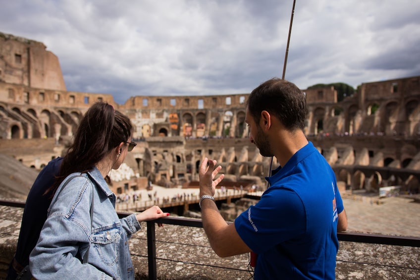 Skip the Line: Colosseum, Roman Forum & Palatine Hill Guided Tour