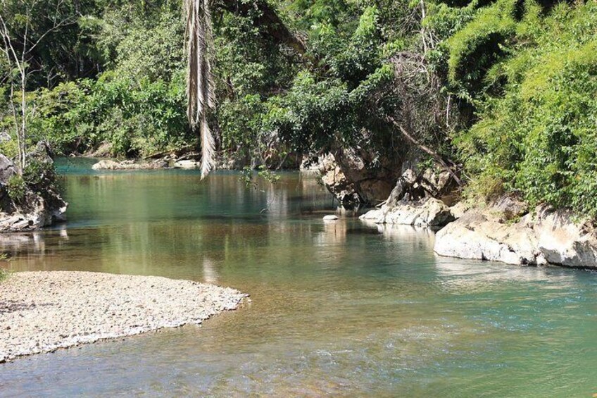 Hassle free Cave Tubing tour from Belize City