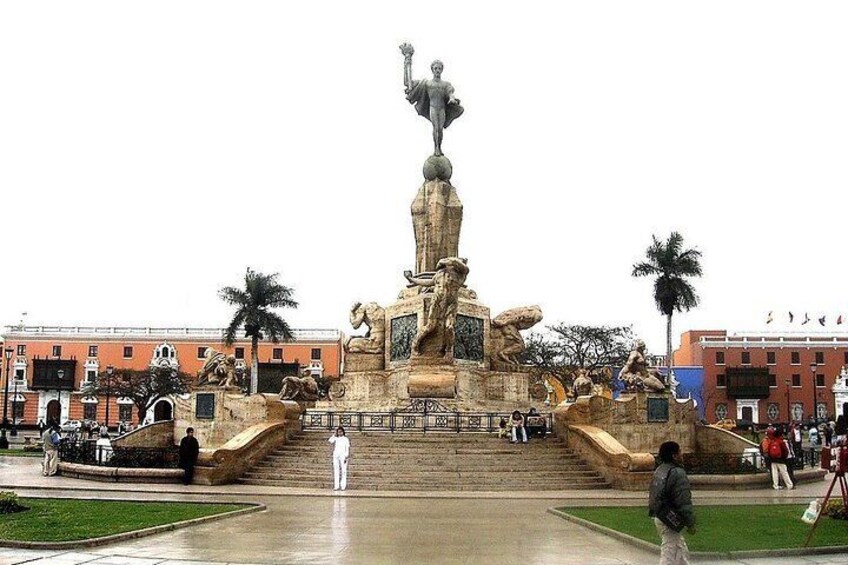 Main square of trujillo - included in the visit