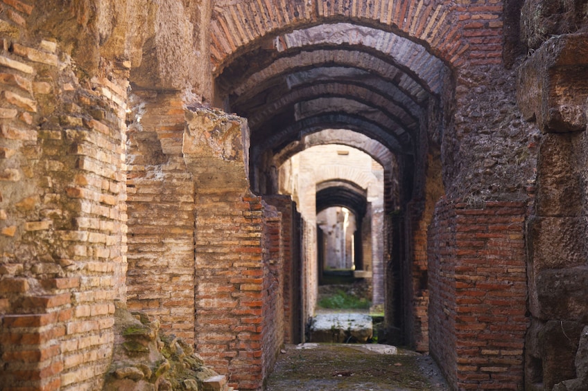 Colosseum Underground Tour with Arena Floor & Roman Forum
