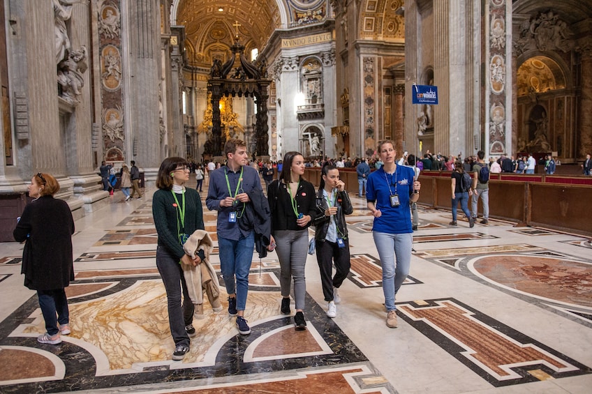 Skip-the-Line: Semi-Private Vatican Museums & Sistine Chapel Tour