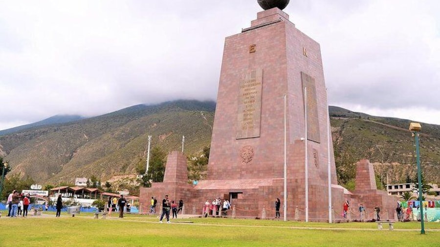 Mitad de Mundo