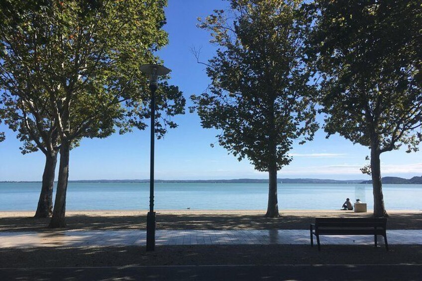Countryside: Lake Balaton and Herend (Full-Day Private Tour)