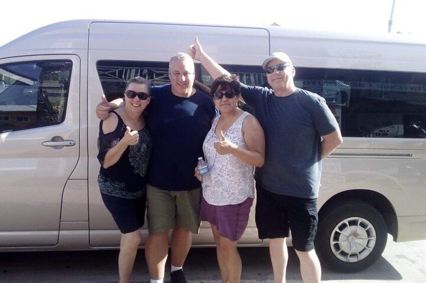 4 Thumbs Up For Our Full Day Tour!!