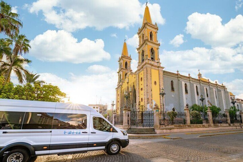 Mazatlan Sightseeing and Golden Zone