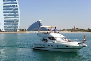 Palm Island Luxury Speedboat Cruise with Sharing Transfers