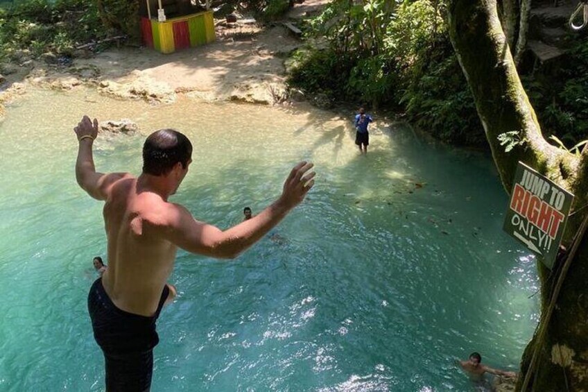 Combo Blue Hole & River Tubing Tour from Ocho Rios