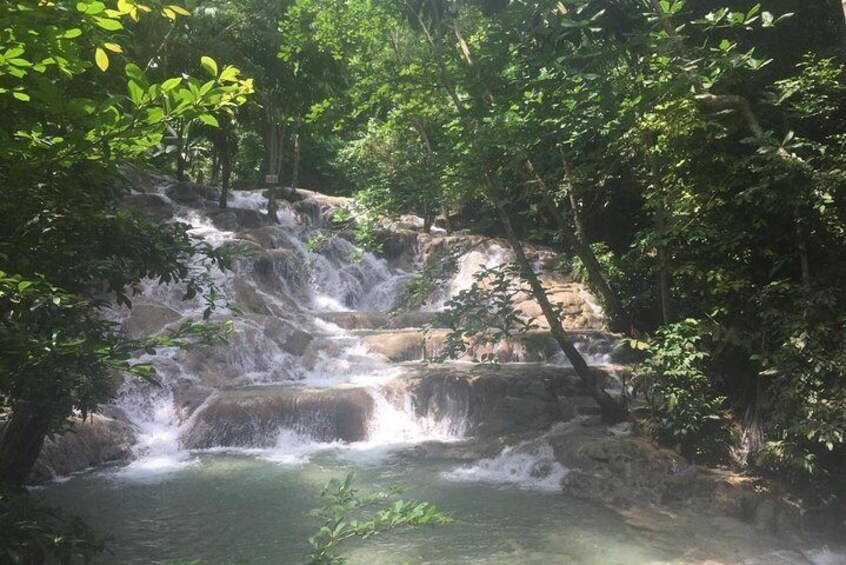 Dunn's River Falls and Tubing Combo Tour from Ocho Rios