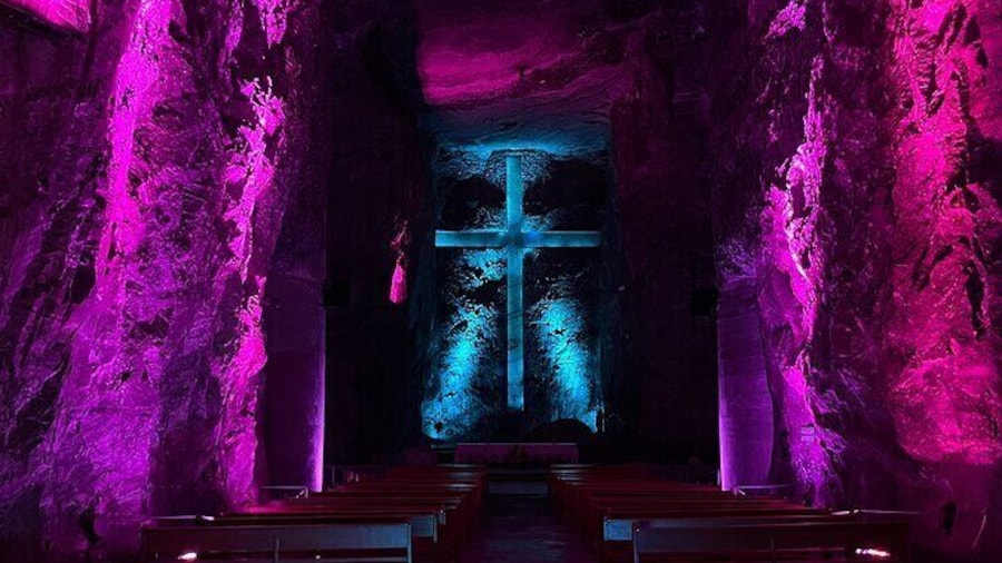 NEW and CHEAPEST, Visit 5 Top Sights in Zipaquira and Guatavita