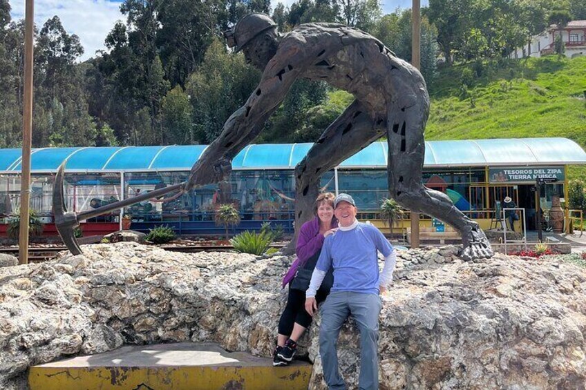 5 Top Sights in Zipaquira and Guatavita in One Day, SMALL GROUP