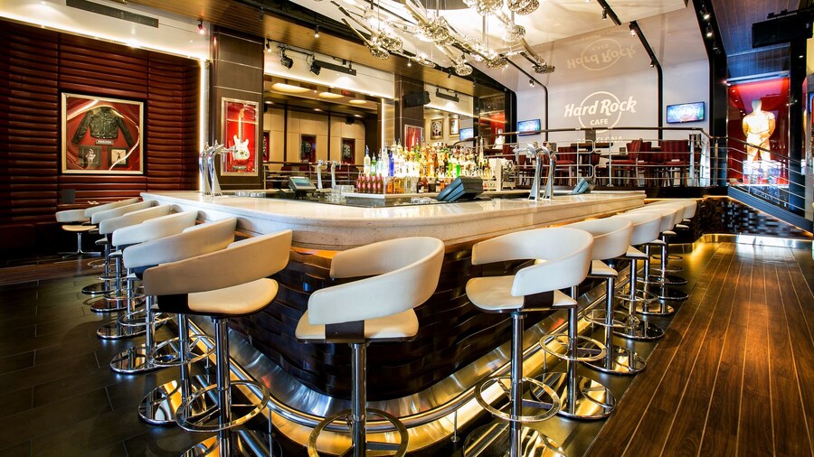 Hard Rock Cafe Barcelona Dining with Priority Seating