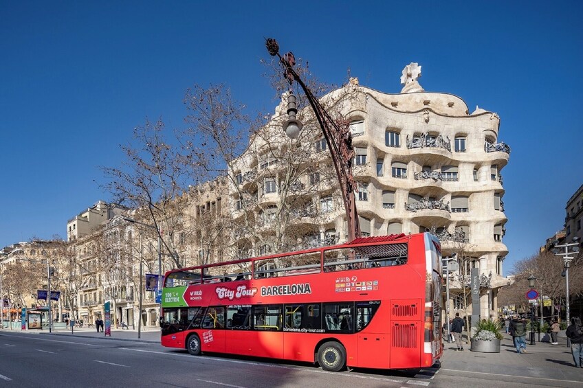 Barcelona City Tour Hop-On Hop-Off