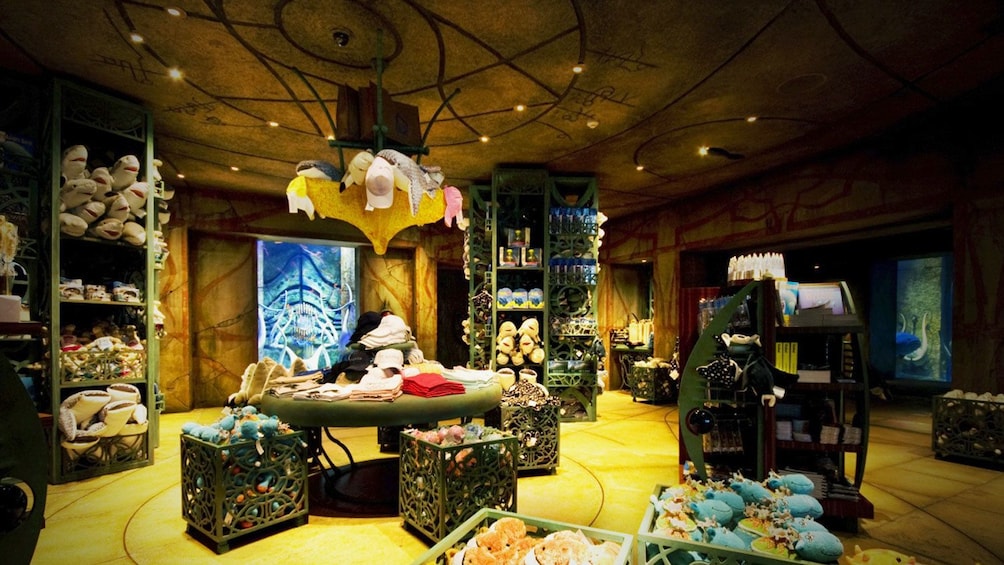 gift store inside Atlantis hotel aquarium in Dubai