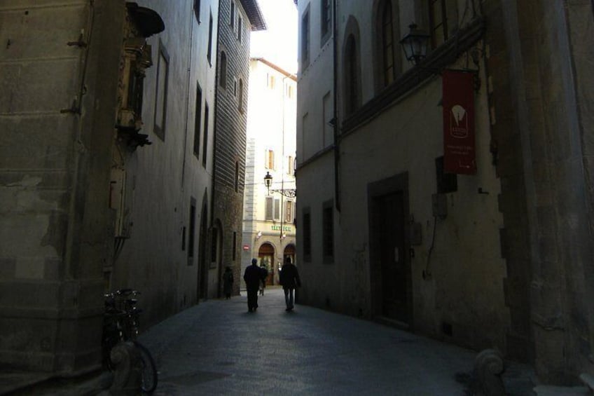 Volterra, an alley