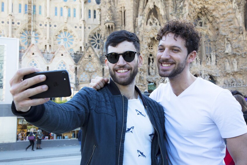 Fast Track: Sagrada Familia Guided Tour