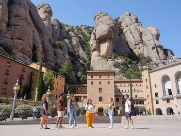 Montserrat Tour with Cog-Wheel Train & Black Madonna Priority Access
