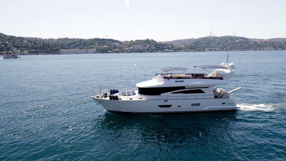 Bosphorus Cruise & Dolmabahce Palace