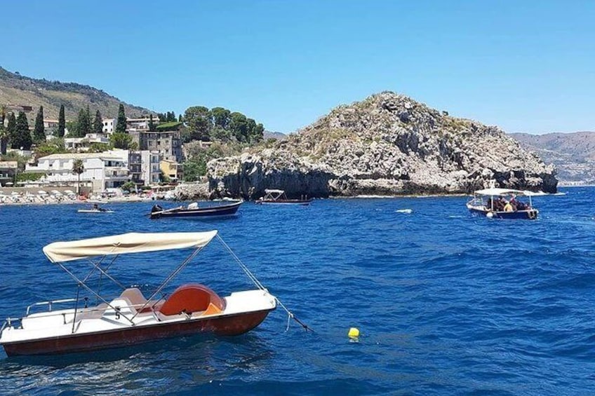 Taormina and Isola Bella Day Tour Including Boat Tour