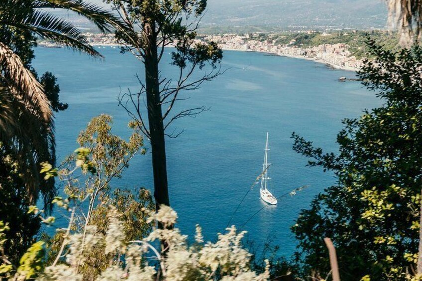 Full Day Taormina and Castelmola Tour with Messina Shore Excursion