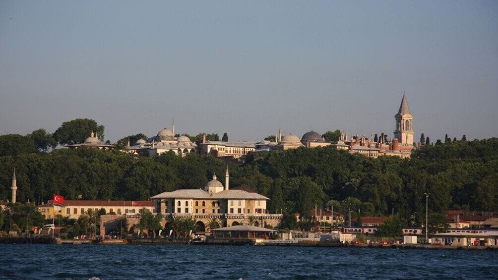 Topkapi Palace & Tombs of Sultans - Skip the Line Tickets