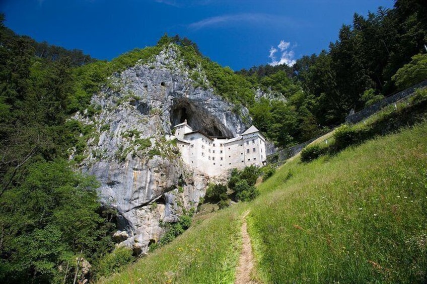 Predjama Castle