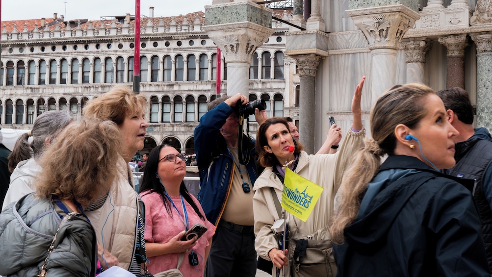 Venice: St. Mark’s Basilica Skip-the-Line Tour & Gondola Ride Experience