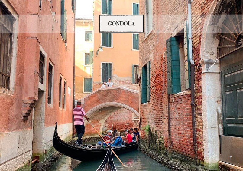 Venice: Grand Canal by Gondola with Commentary