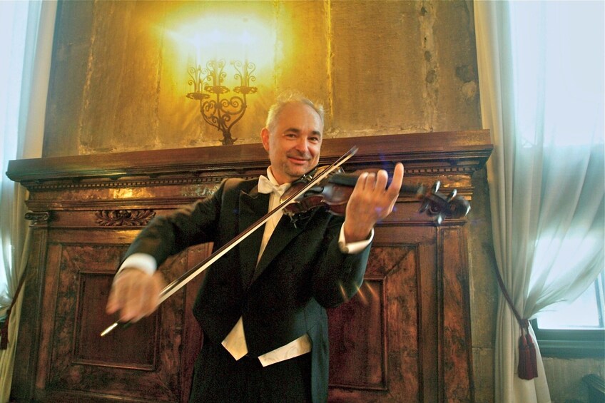 Opera Concert in San Marco Square by Collegium Ducale