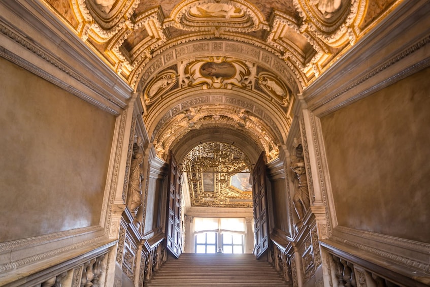 Skip-the-line Palazzo Ducale & Venice Highlights Tour