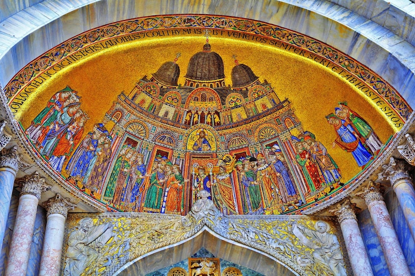 Skip-the-Line: St. Mark's Basilica - visit & seat inside