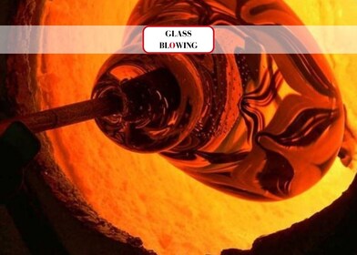 Glassblowing Showroom & Foundry Tour - Small group