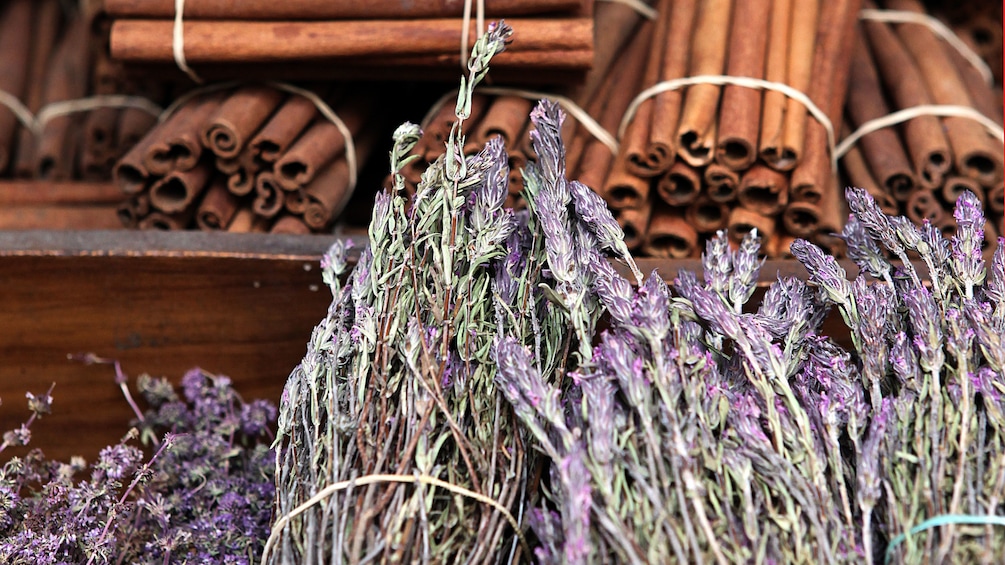 Bundles of cinnamon sticks and dried lavender