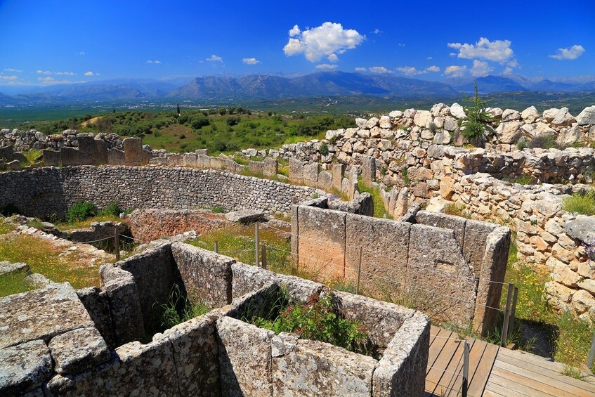 2-Tour Combo Saver: Delphi & Epidaurus & Mycenae