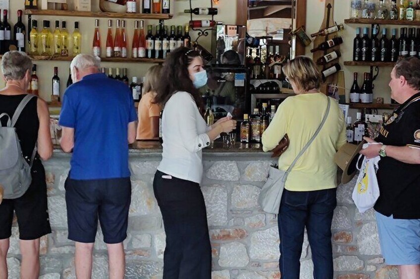 Winery tasting in Embona's village