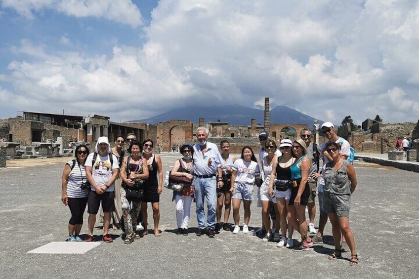 Naples Shore Excursion: Pompeii Half-day Trip from Naples