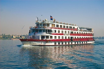 5-Day 4-Night Nile Cruise from Luxor to Aswan include Balloon