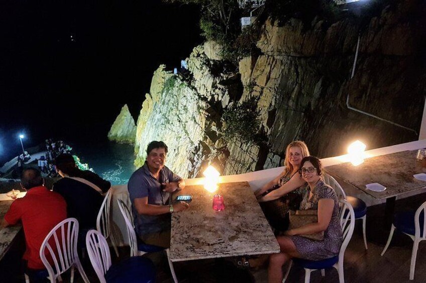 Acapulco Cliff Divers at Night - Luxury 3 Course Dinner 2 or 3 Drinks