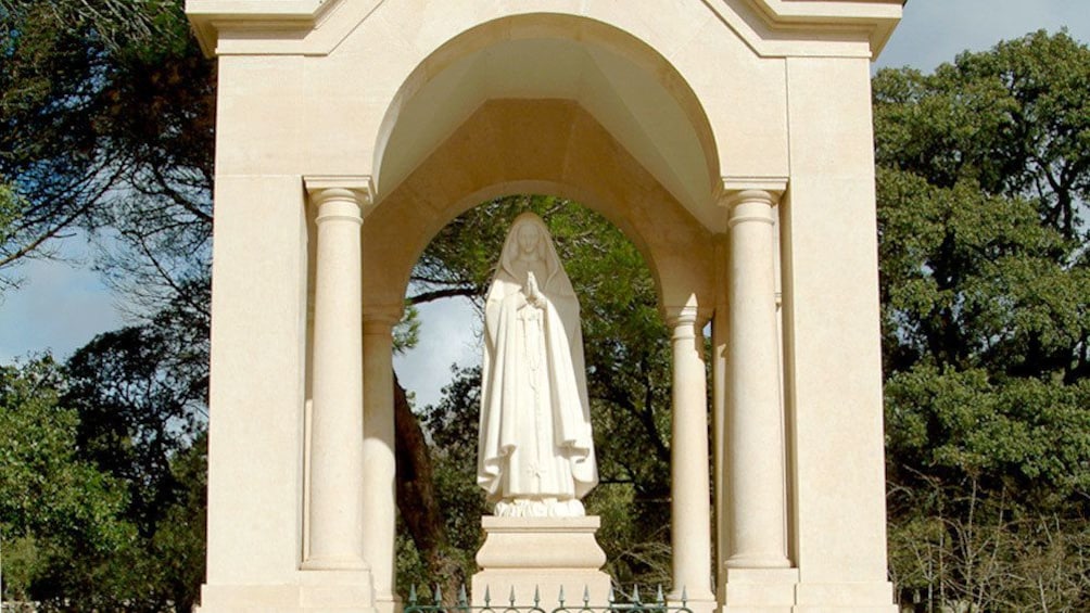 Statue of the Virgin Mary in Our Lady of Fatima